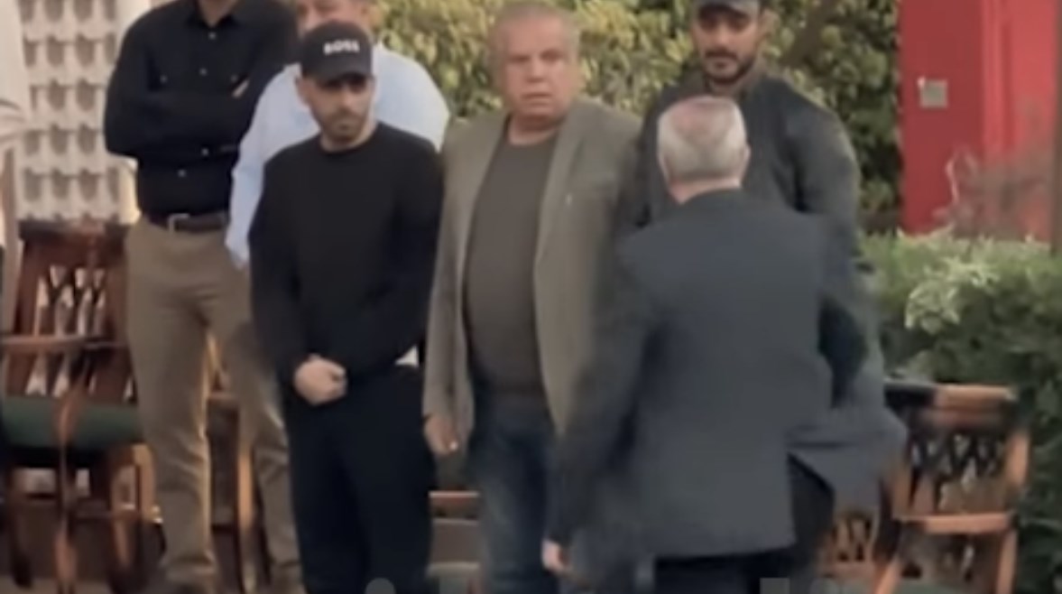 حمدي الميرغني في عزاء خاله سليمان عيد